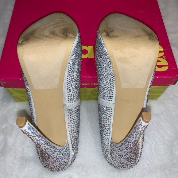 Charlotte Russe Cinderella Heels - Picture 6 of 7
